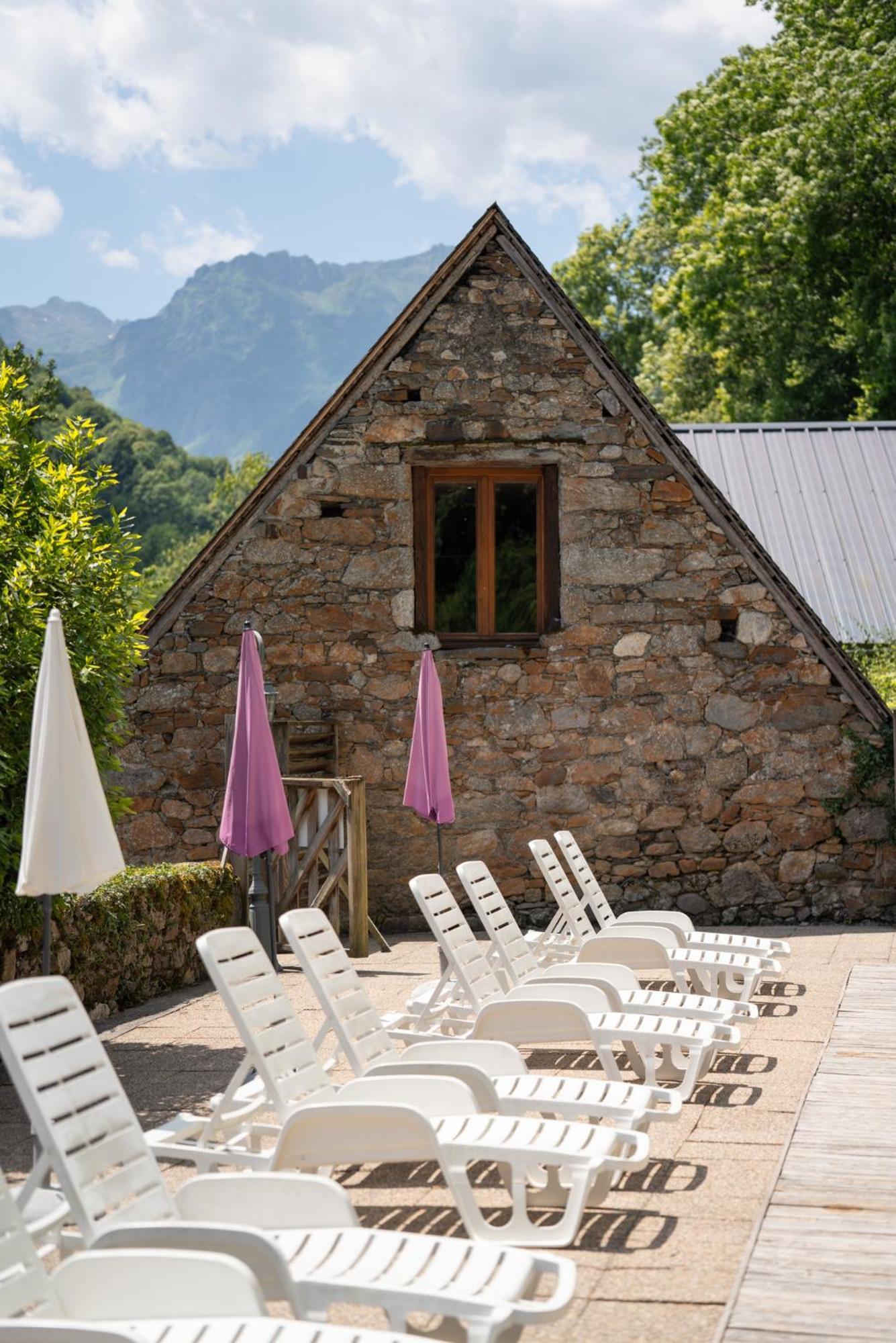 Domaine De Ramonjuan Hotel Bagnères-de-Bigorre Exterior foto