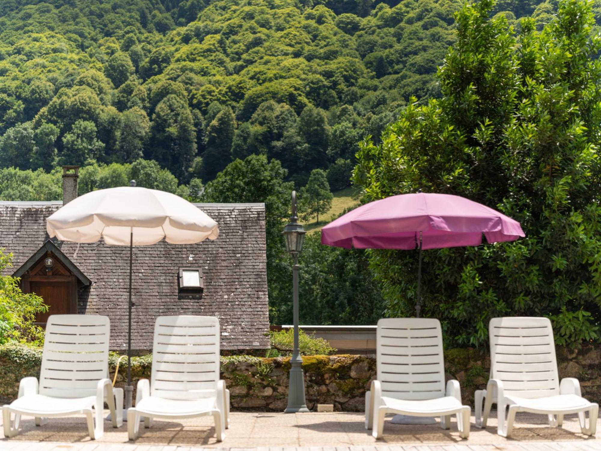 Domaine De Ramonjuan Hotel Bagnères-de-Bigorre Exterior foto